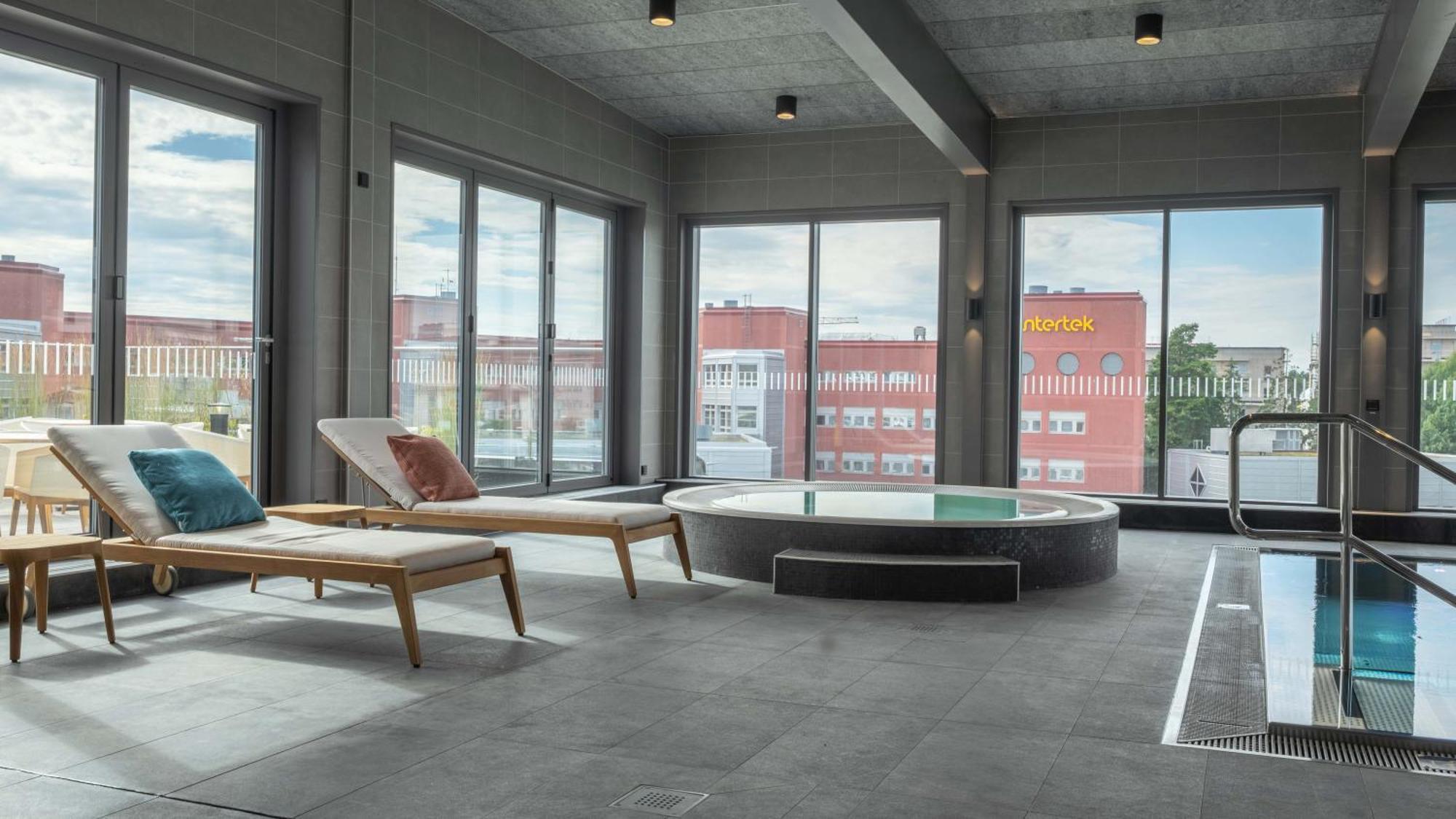 Hotel Voco Stockholm - Kista By Ihg Exterior foto